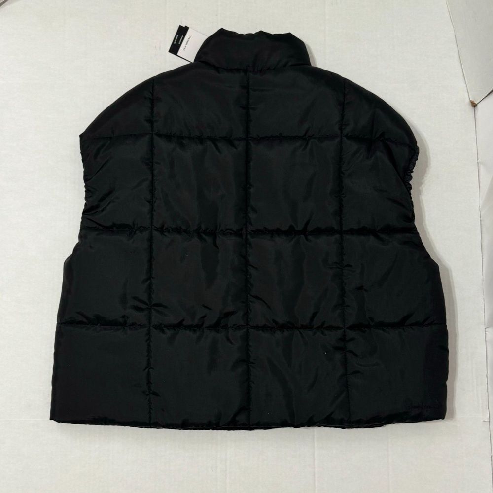 Nike NWT Sz M Black Sportswear Women's Classic Puffer Therma-FIT Loose Vest - Picture 9 of 15